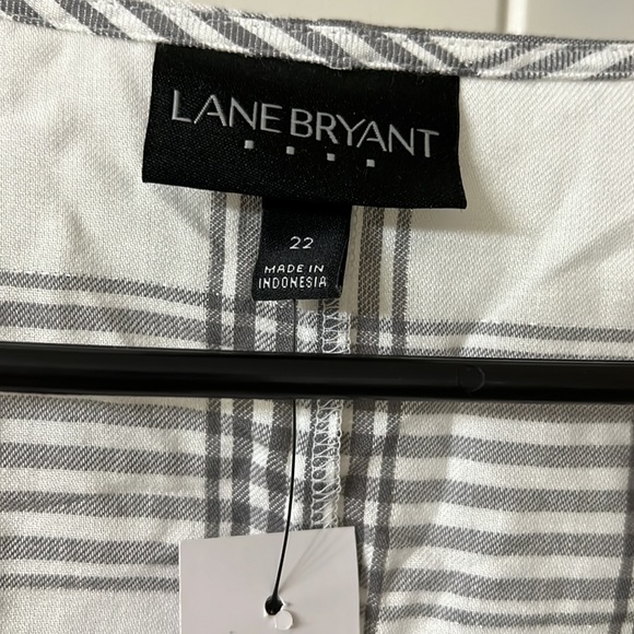 White/Gray plaid blouse - Picture 3 of 5